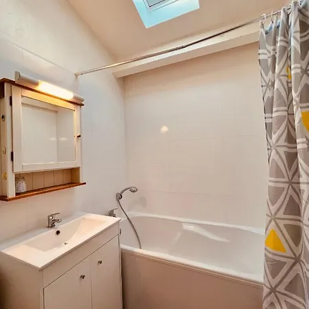 Duplex Centre Ville Vue Mer Et Parking Apartamento